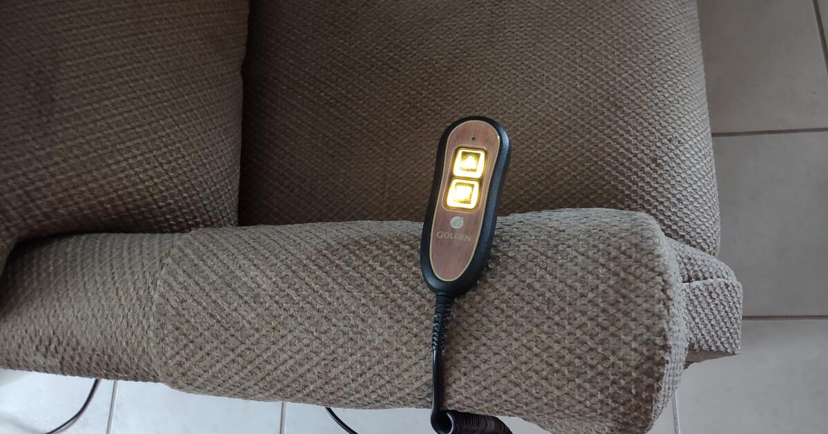 Golden lift recliner chair for 350 in Ocala, FL Finds — Nextdoor