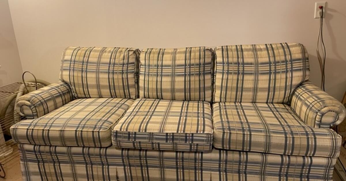 Decent condition Couch, extremely comfortable for Free in Akron, OH