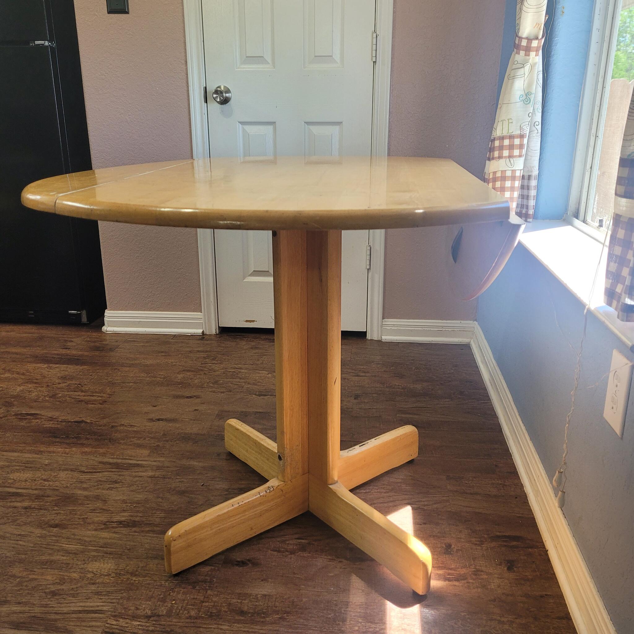 Kitchen Table for 35 in San Antonio, TX For Sale & Free — Nextdoor