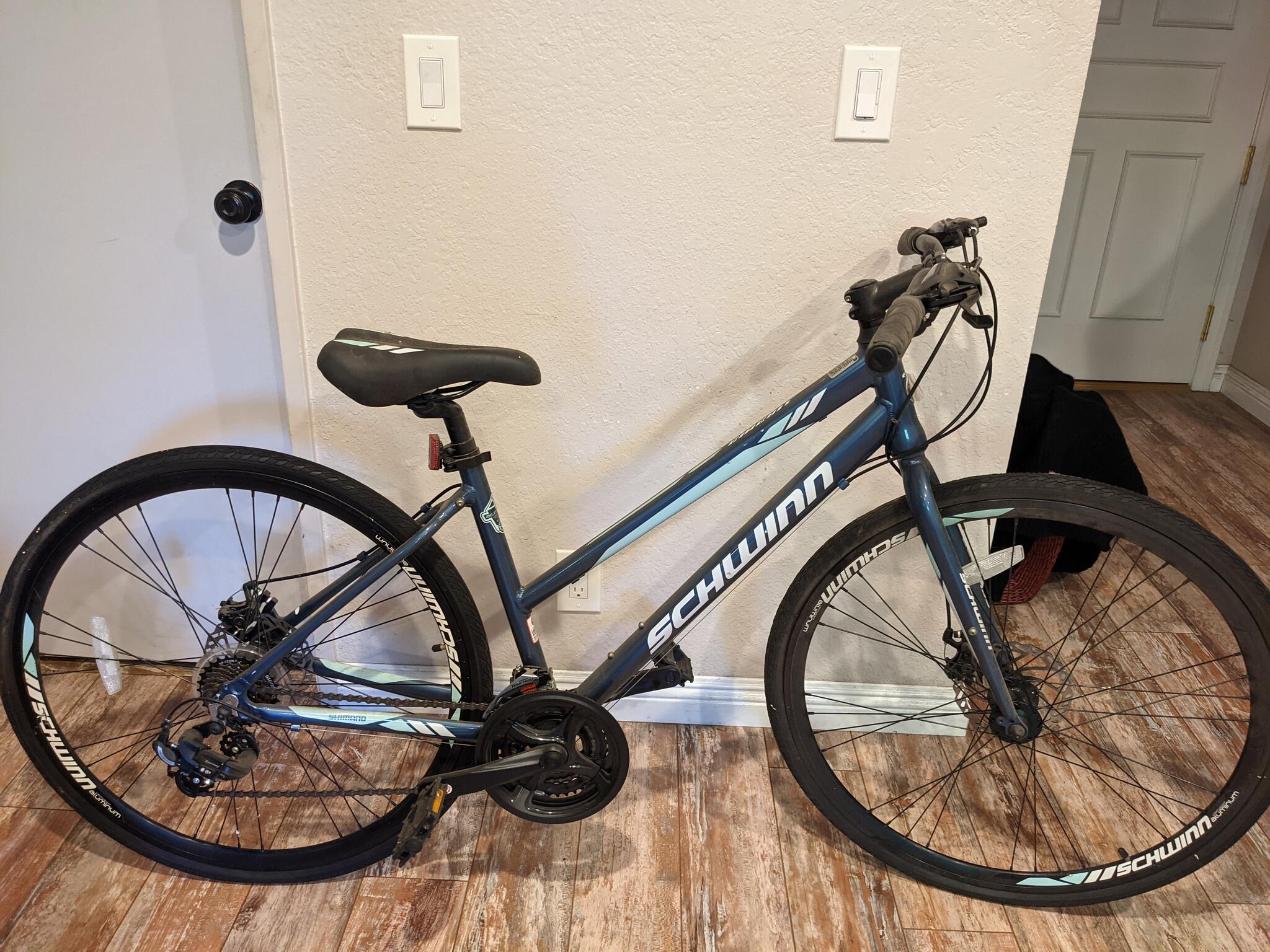 schwinn lightweight bikes