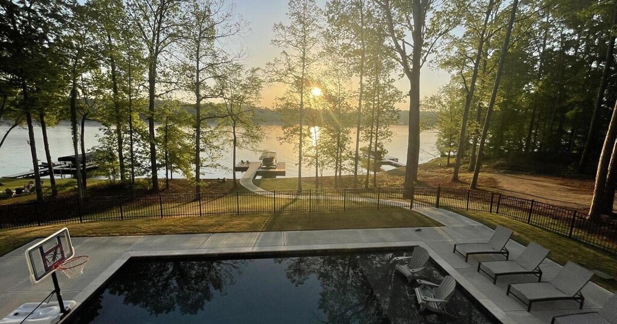 Lakfront Home Available For Rent in Eatonton, GA For Sale & Free