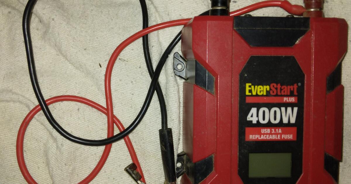 EverStart 400 watt Power Inverter for 25 in Nashville, TN For Sale