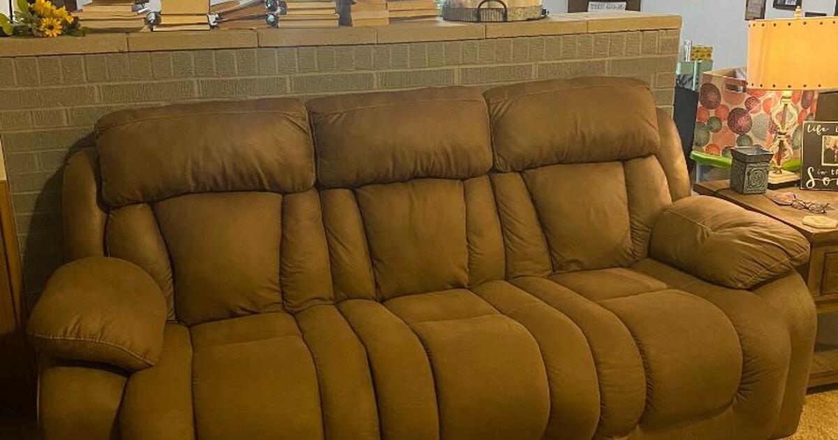 Couch with Two Recliners for 600 in Amarillo, TX Finds — Nextdoor