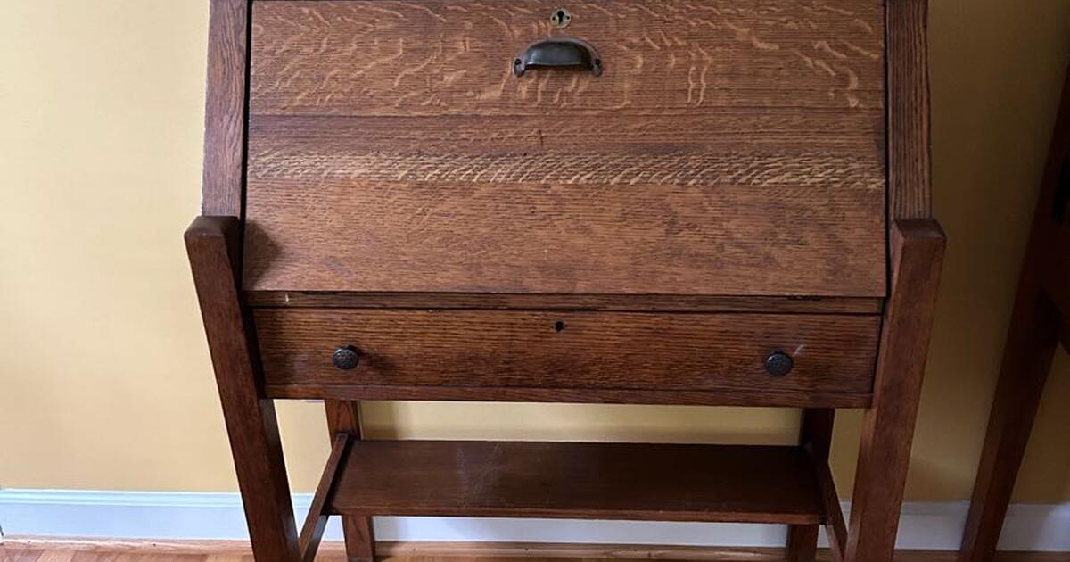 Assorted furniture in Williamsburg, VA Finds — Nextdoor