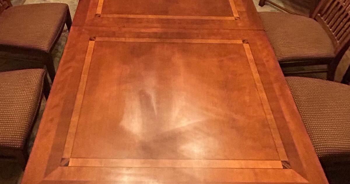 Large high end dining room table for 1600 in Monument, CO For Sale