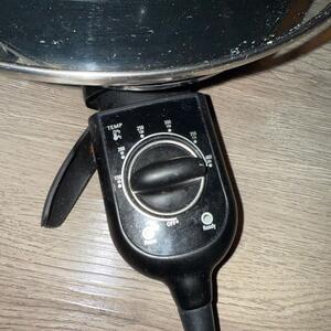Electric Skillet with Temperature Control