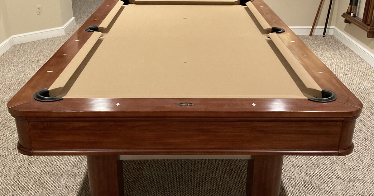 8’ Brunswick Billiards Table (Brooklyn model) for 3250 in Chagrin