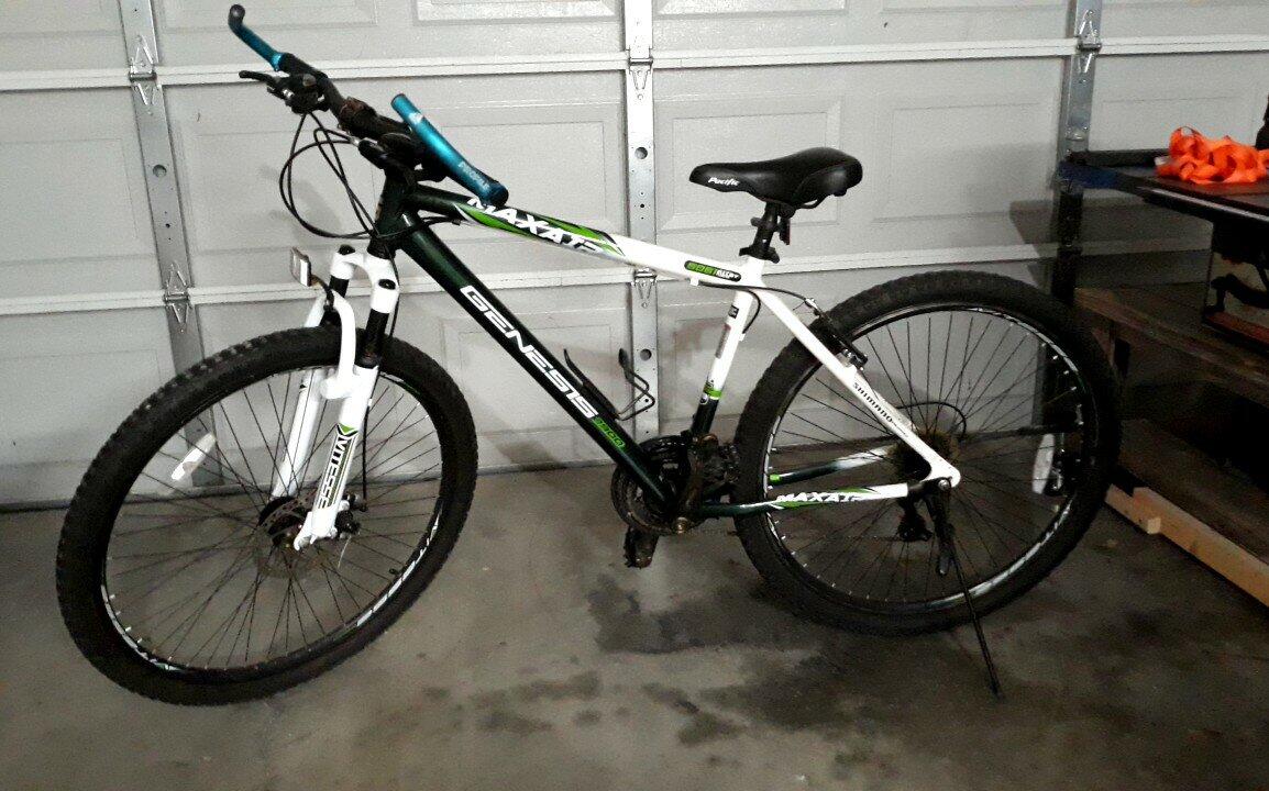 genesis 2900 max air bike price