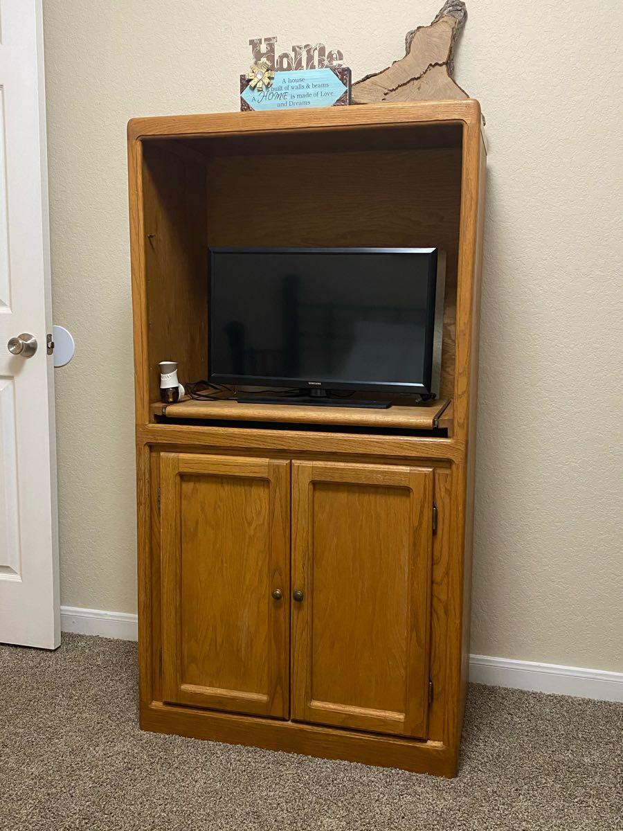 Microwave or TV Stand for 30 in San Antonio, TX For Sale & Free