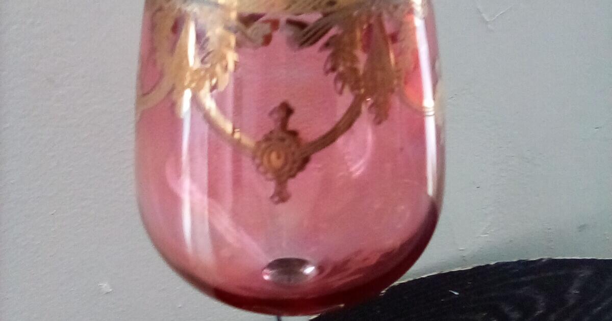 Beautiful Rose colored Gold embossed Wine glasses for 2 in Somerville