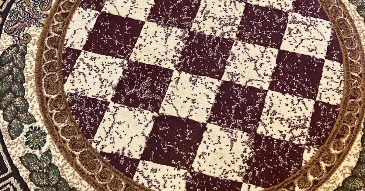 Round Area Rug for 25 in Bakersfield, CA For Sale & Free — Nextdoor