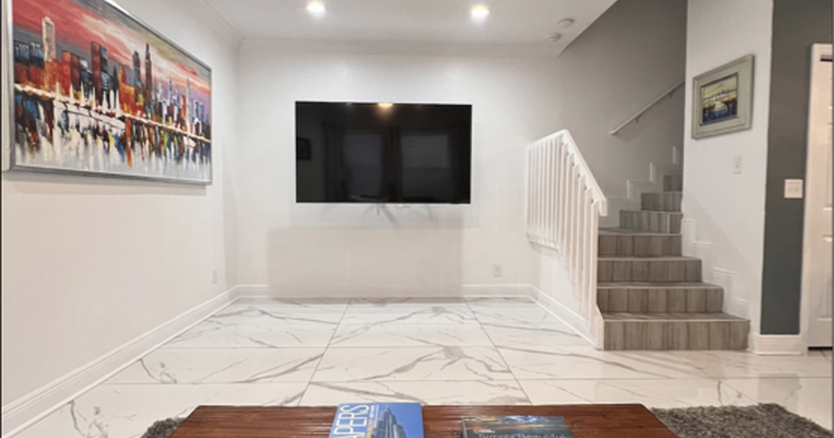 Private room/bathroom for rent near Wilton Manors for 900 in Fort