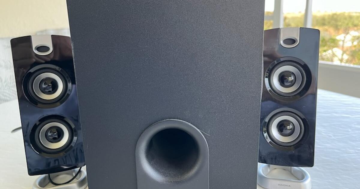 Insignia 2 1 bluetooth speaker system for 15 in clermont fl for