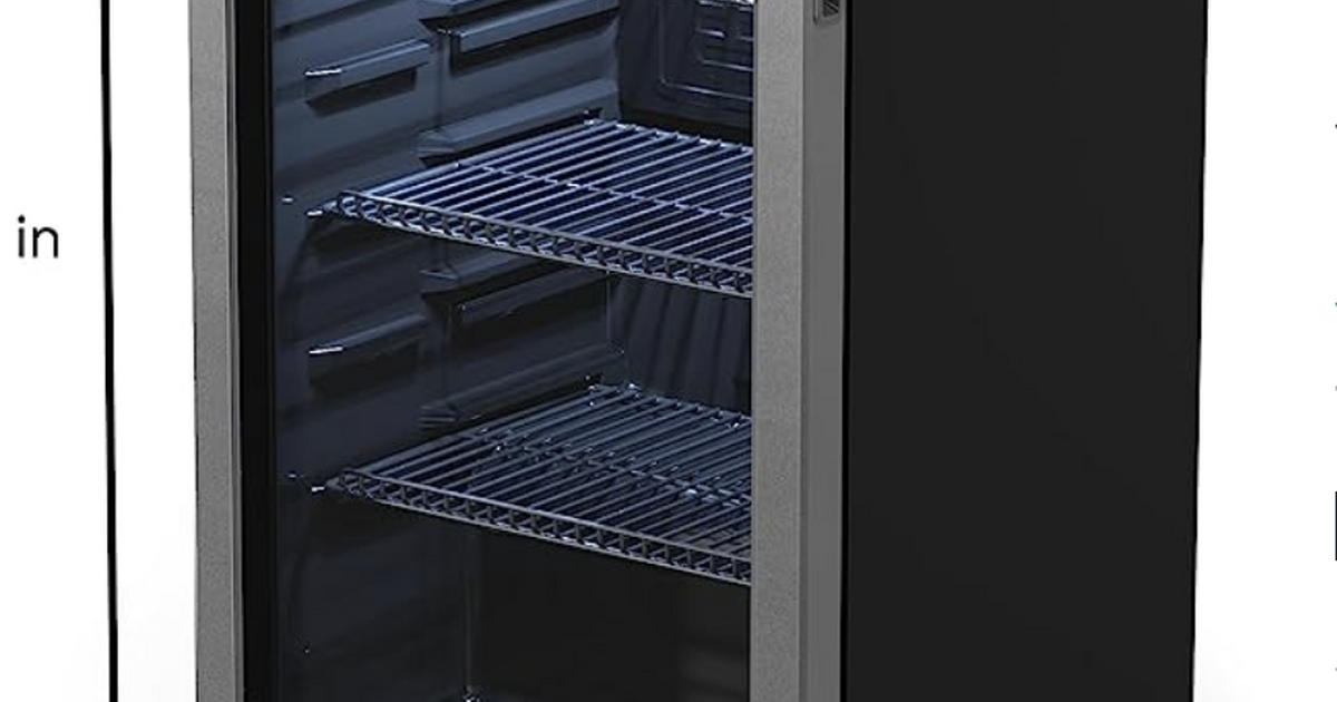 wine fridge, mini drink fridge for 120 in Wilmington, DE For Sale