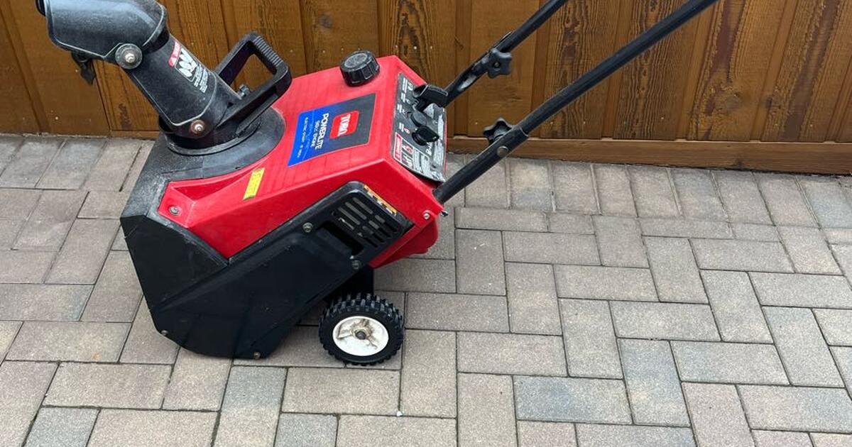 Toro Snow Blower Model 38182 CCR Powerlite for 90 in Elmwood Park, IL