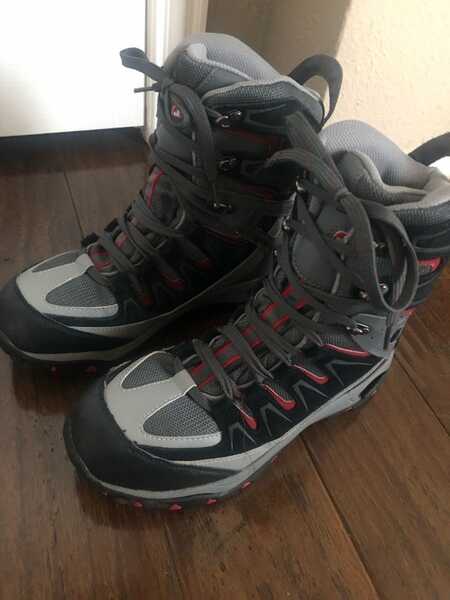 Swiss Gear Mens Insulated Snow Boots Size 9 For $25 In Garl&, TX | For Sale  & Free — Nextdoor