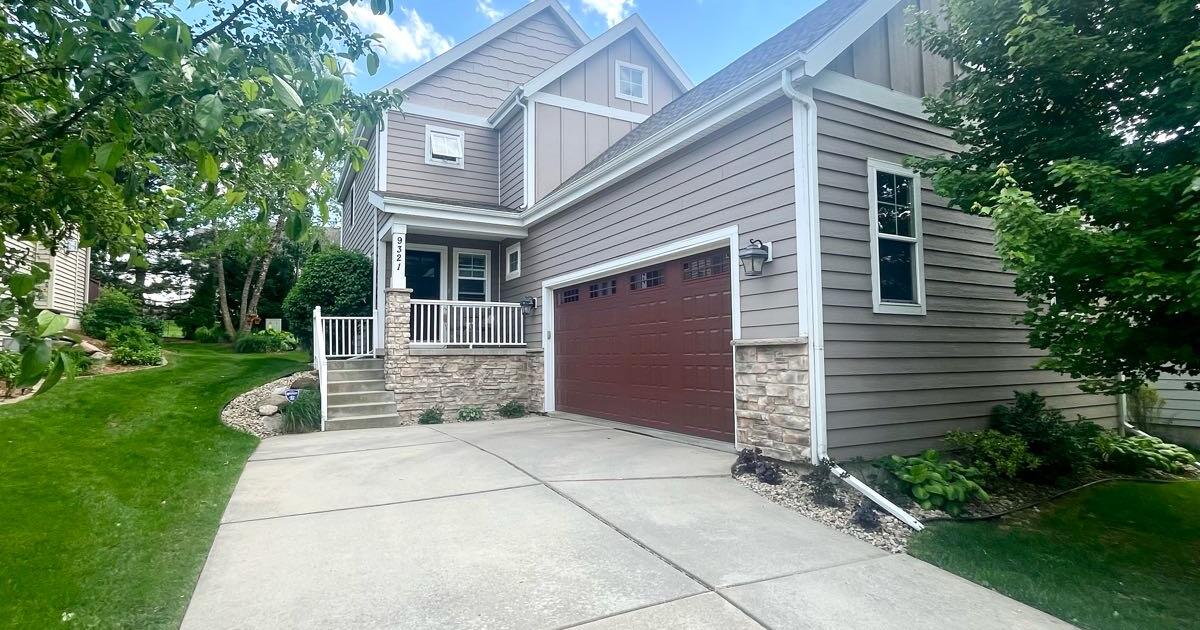 Pine Hill Farm 3 bedroom, 2.5 bath home in Verona, WI For Sale & Free