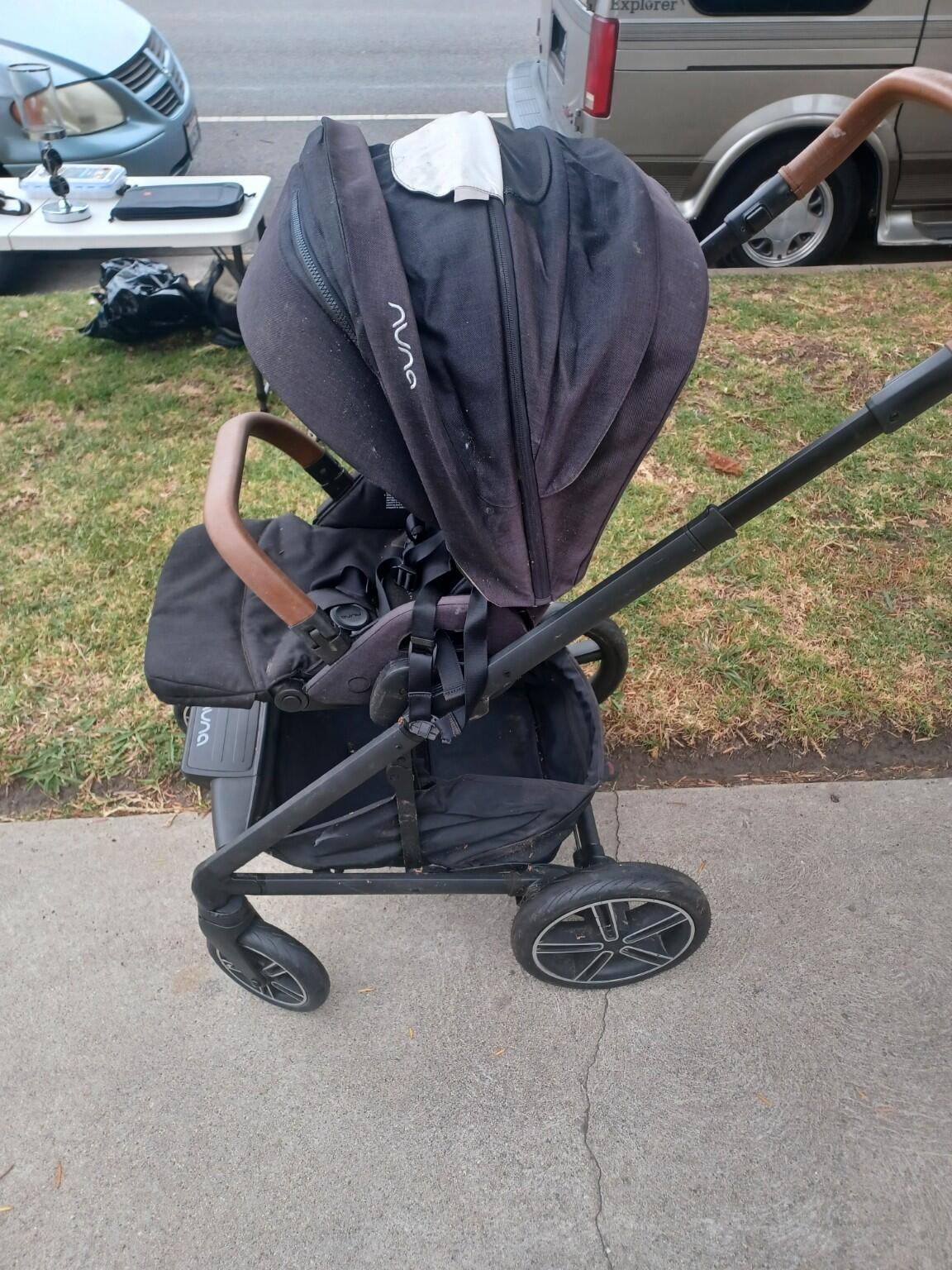 uppababy attachment UPPAbaby Lower Adapters for Vista