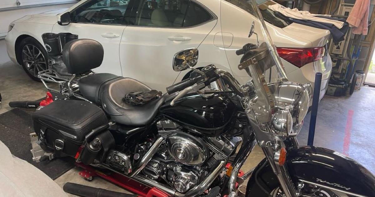 2006 Harley Davidson Road King Custom for 8000 in Shallotte, NC For