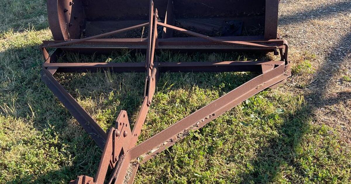 Yard Sale Sat. May 18, 84 & Sun. May 19, 81 for 1 in Templeton, CA