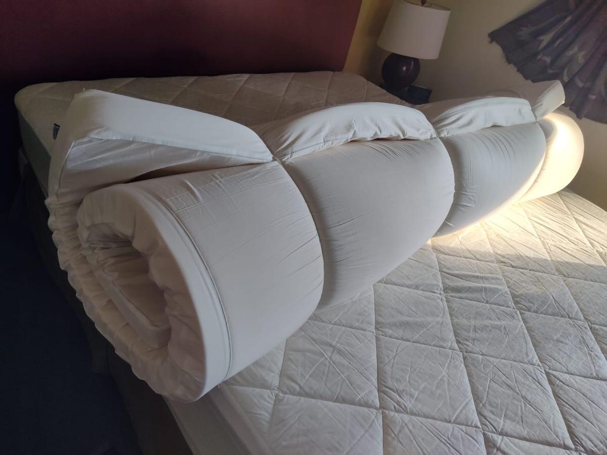 Firm 3“ Foam Topper for King size Bed for 105 in Palm Springs, CA