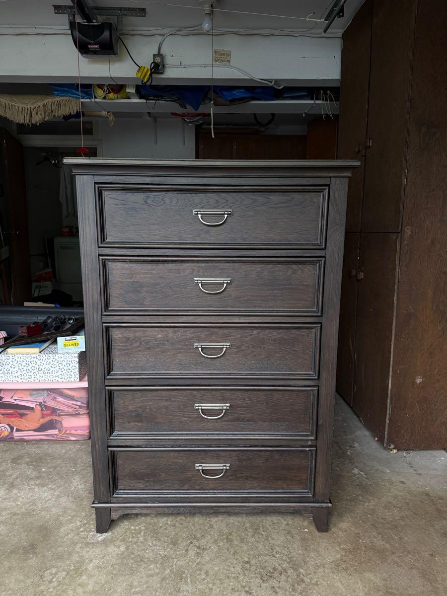 Barely Used Raymour & Flanigan Wooden Dresser With Five Drawers For $300 In  Stamford, CT | For Sale & Free  Nextdoor