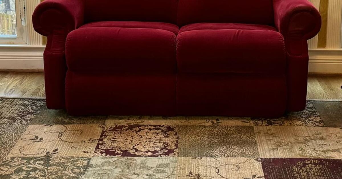 LAZBOY RECLINING LOVESEAT & RUG for Free in Birmingham, AL For Sale