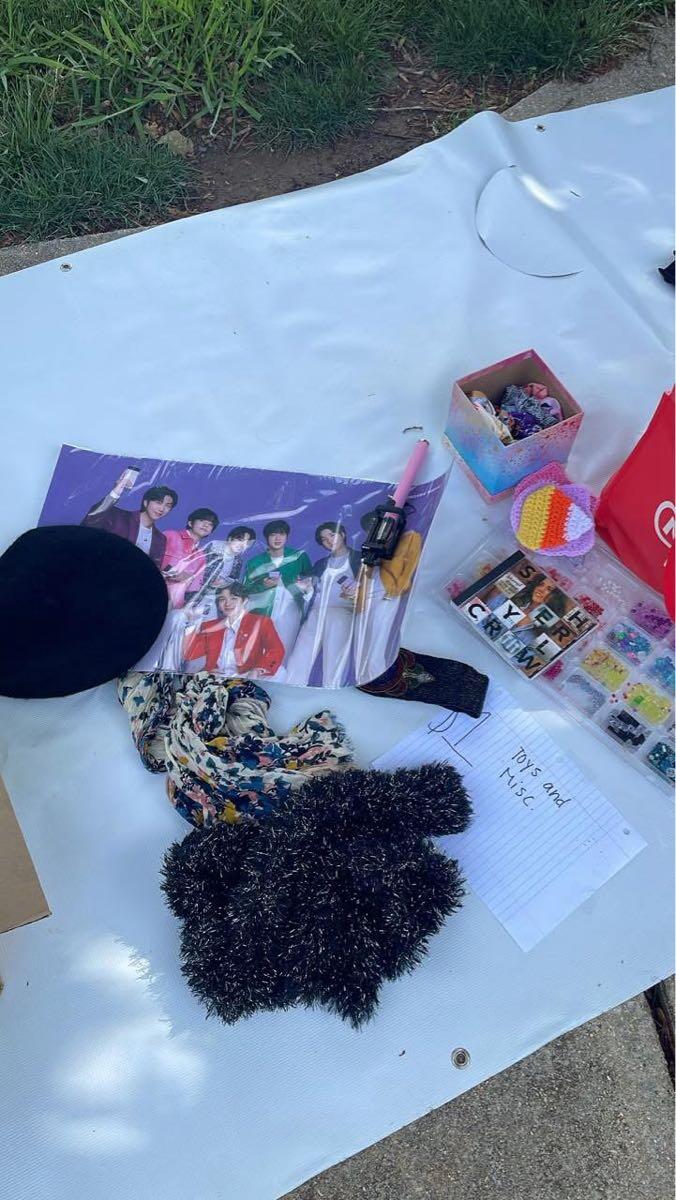 Yard sale in Durant Trails