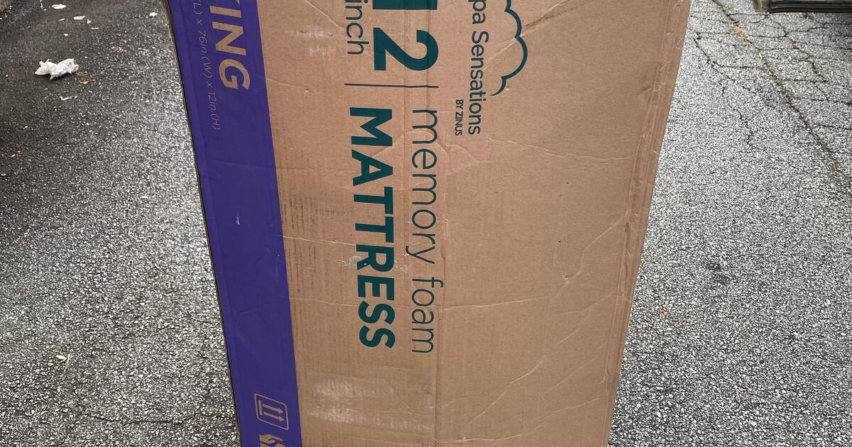 12” King Size Memory Foam Mattress by Zinus Spa Sensations for 285 in