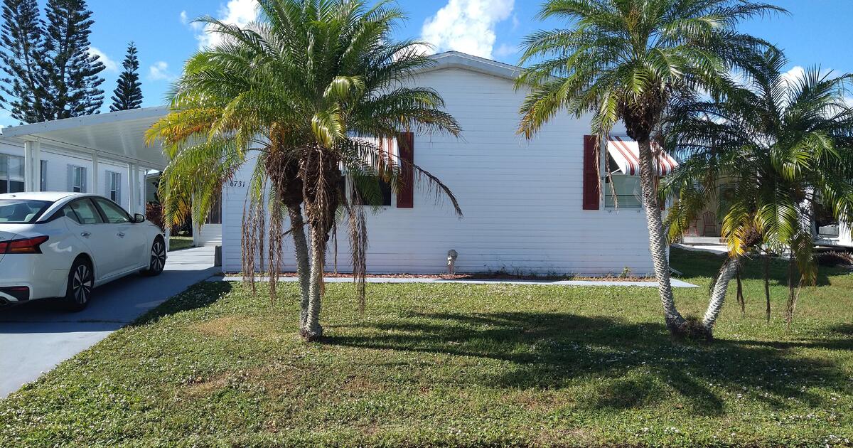 3/2 Mobile Spanish Lakes Fairways in Fort Pierce, FL For Sale & Free