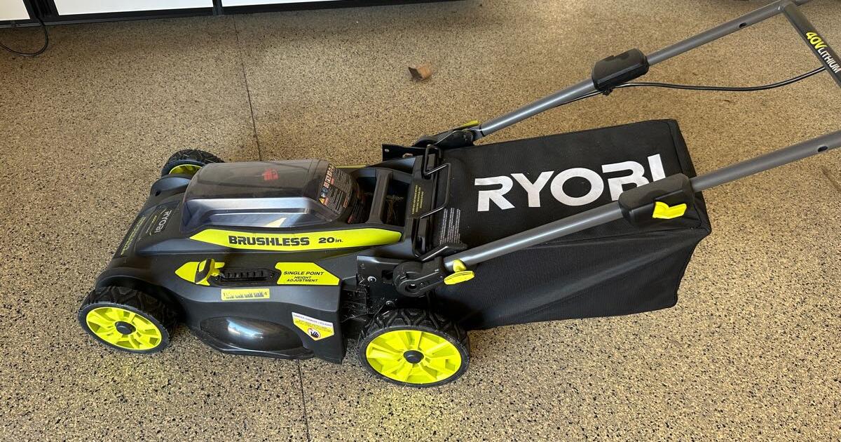Ryobi 20in electric lawn mower in Elk Grove, CA For Sale & Free