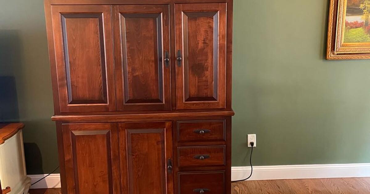 Furniture for Free in Hazlet, NJ For Sale & Free — Nextdoor