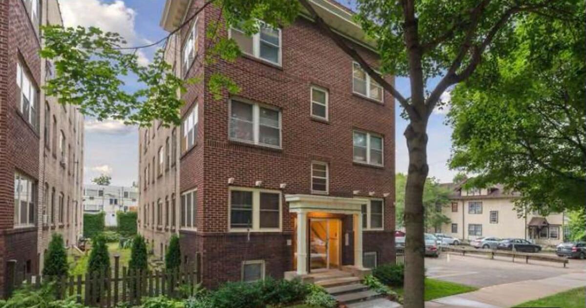 South Uptown Condo Girard 32 for 249900 in Edina, MN For Sale