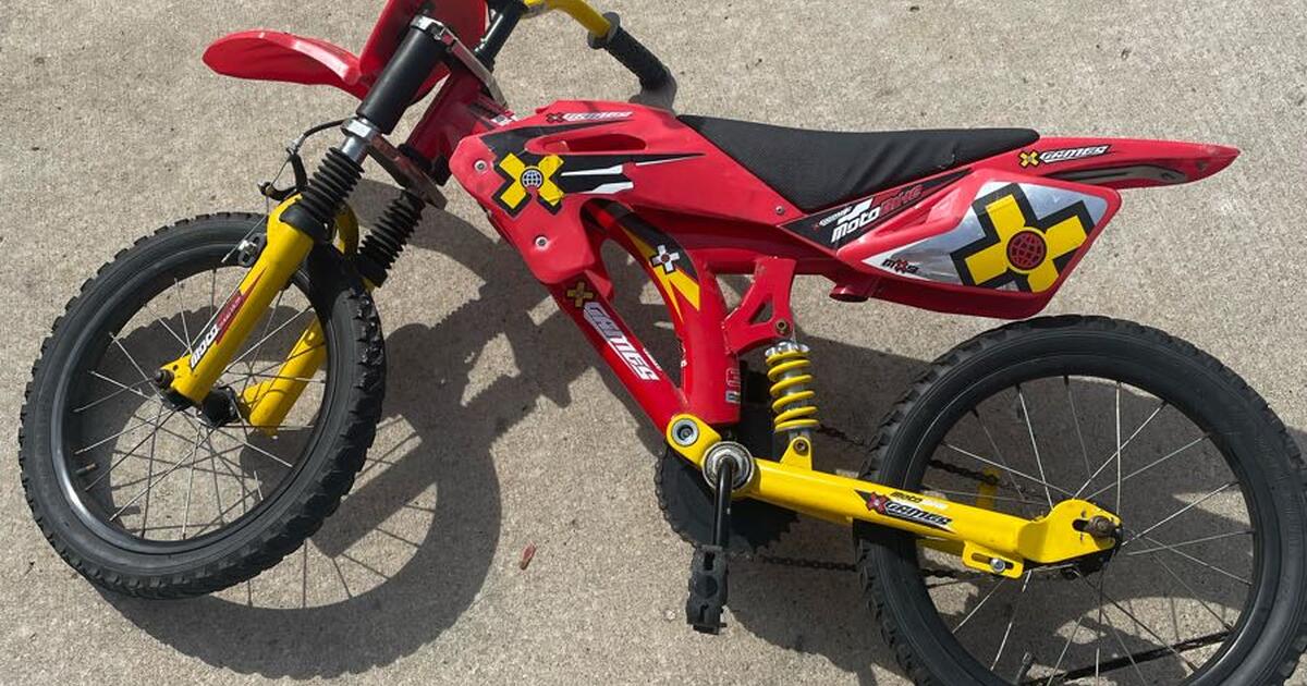 Kids pedal dirt bike for 20 in Ypsilanti, MI Finds — Nextdoor