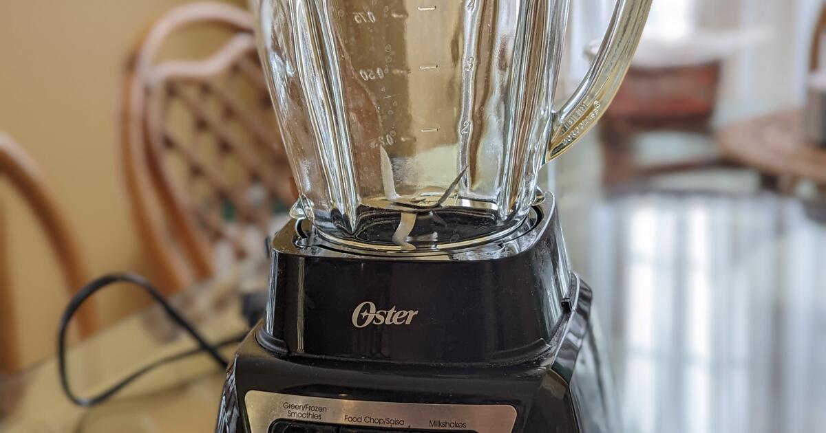 Oster Blender with Smoothie Attachment for Free in Springfield, VA