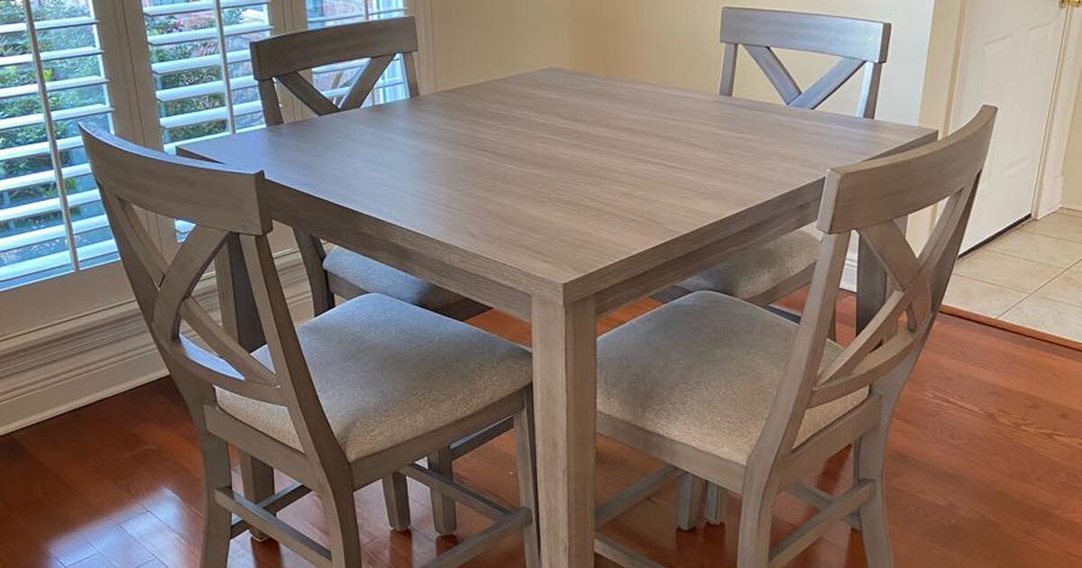 Light Gray High Top Table and 4 Chairs for 600 in Baton Rouge, LA