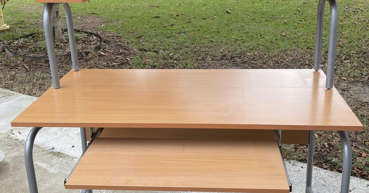 Computer Desk for 25 in Bluffton, SC For Sale & Free — Nextdoor