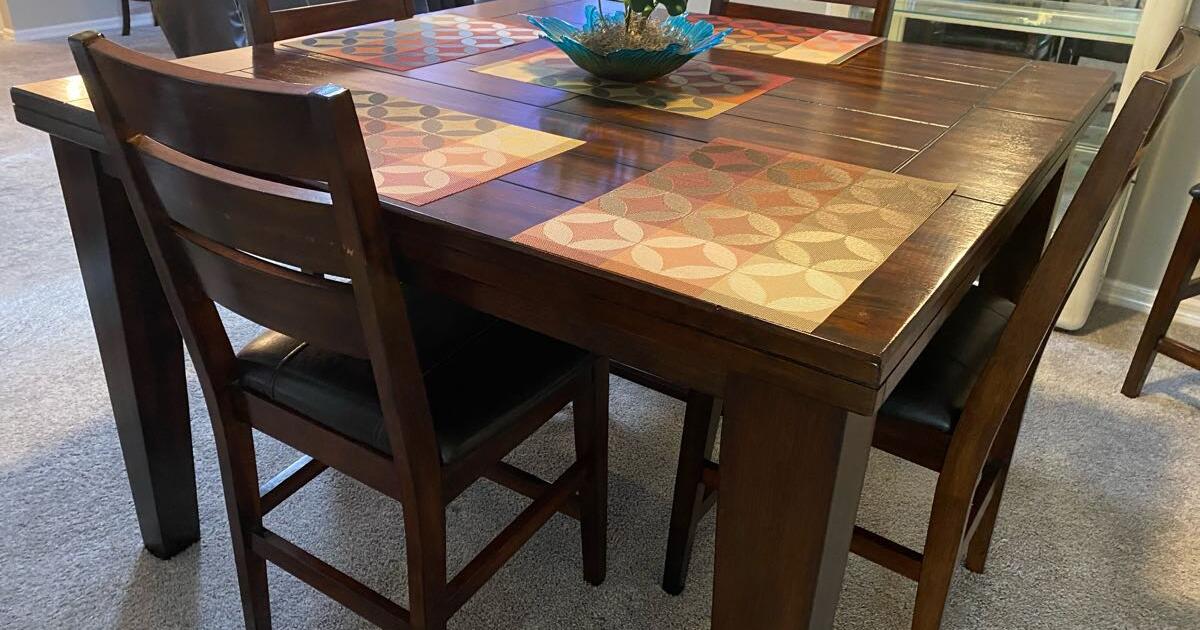 Furniture in The Villages, FL For Sale & Free — Nextdoor