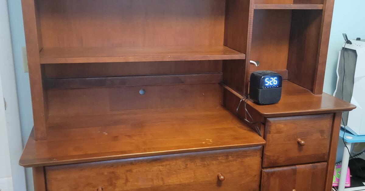 Dresser for Free in Tampa, FL Finds — Nextdoor