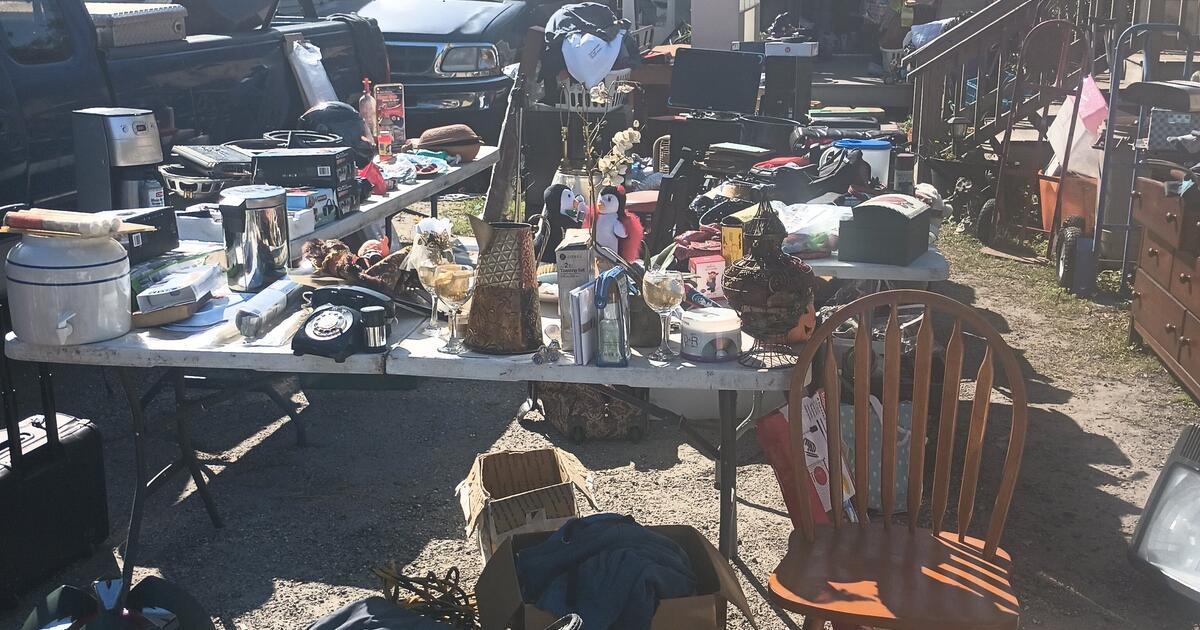 Yard Sale Today Sunday for Free in Riverview, FL For Sale & Free