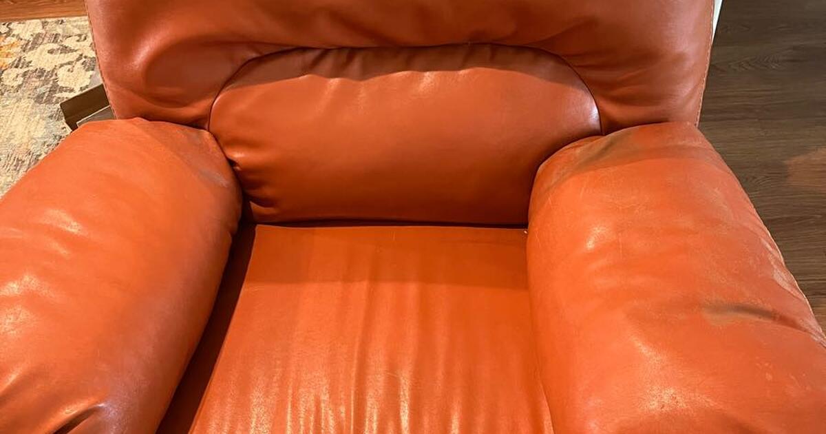 Free recliner for Free in Houston, TX For Sale & Free — Nextdoor