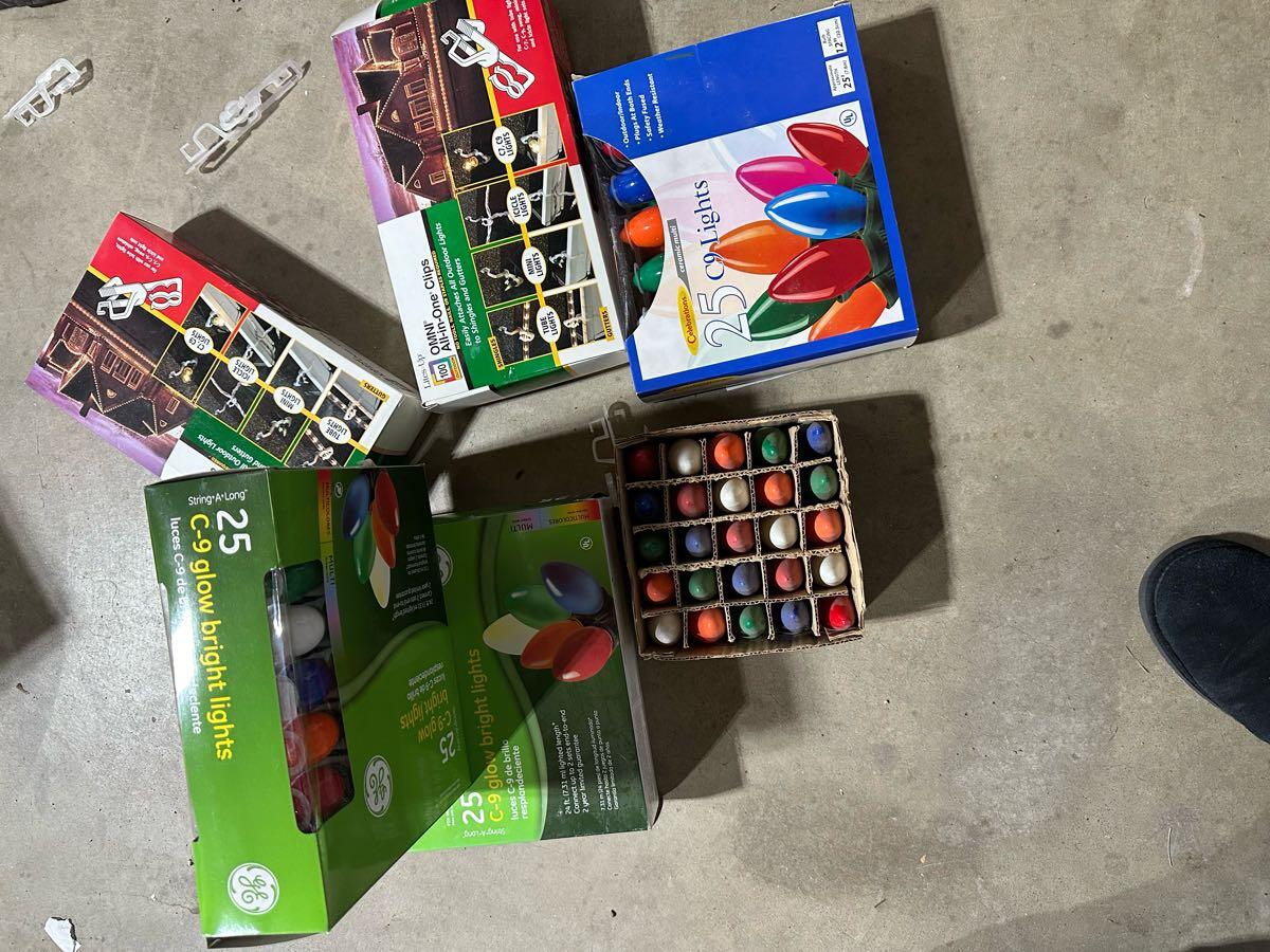 Christmas Lights. New and used for Free in Yucaipa, CA For Sale