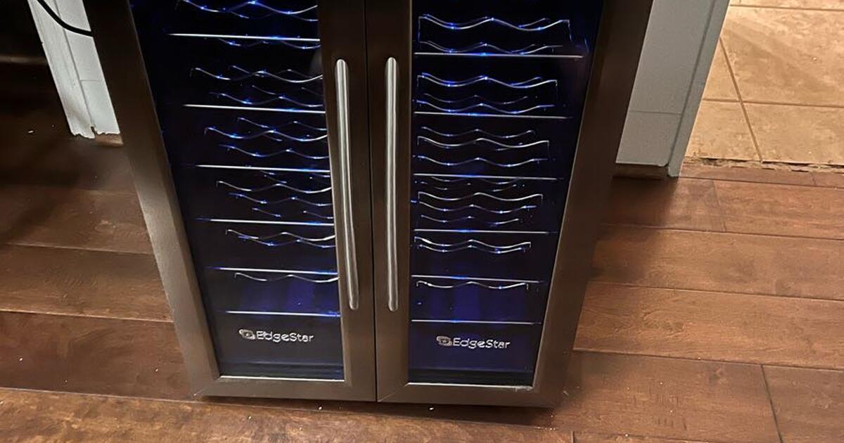 EdgeStar Dual Zone Wine Refrigerator for 200 in Plano, TX For Sale