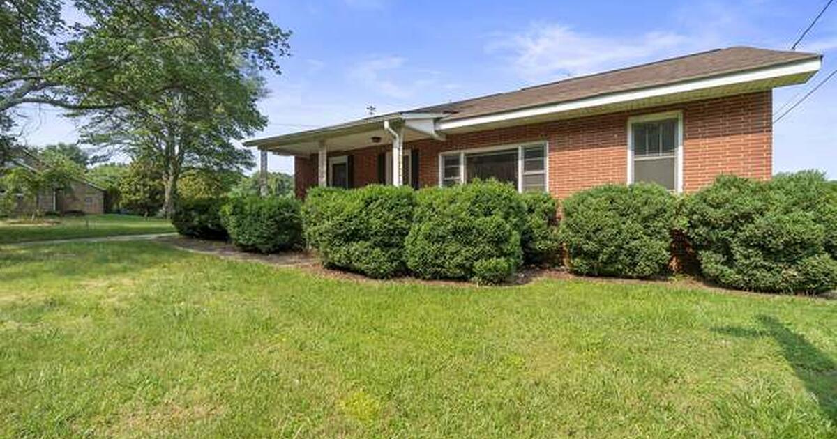 House for sale Salisbury, NC CMX Corridor Mixed Use for 274000 in