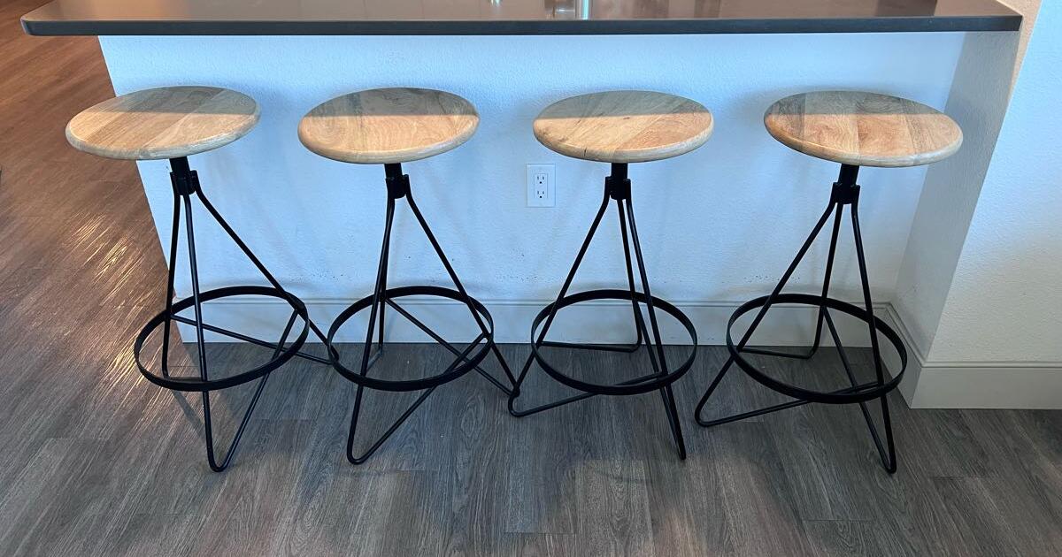 Barstools for 80 in Elk Grove, CA For Sale & Free — Nextdoor