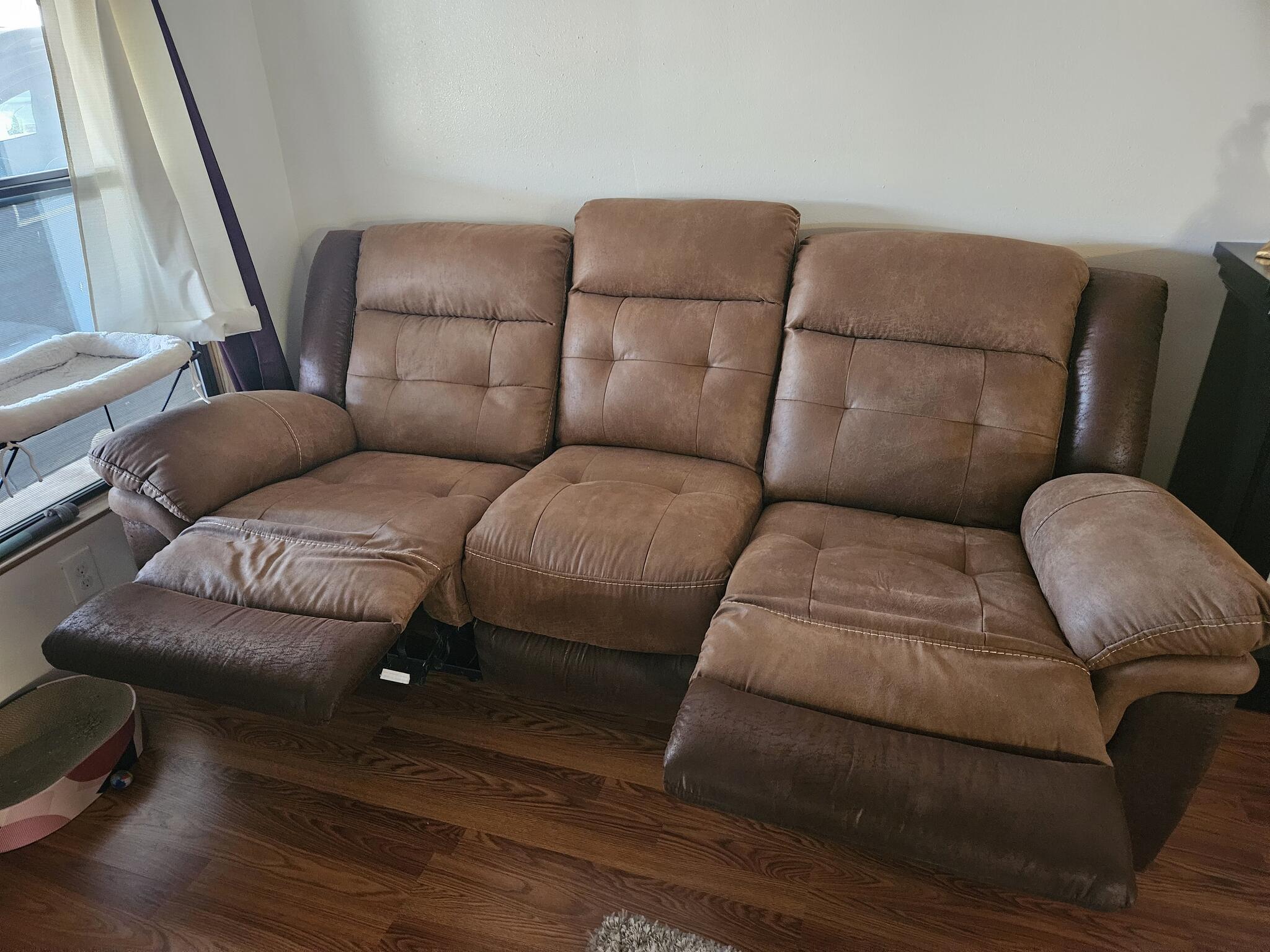 Reclining Sofa for 350 in Yuma, AZ For Sale & Free — Nextdoor