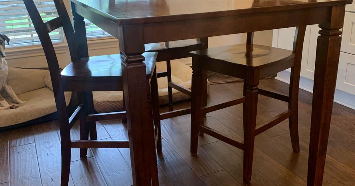 Bar height table for 140 in Conroe, TX Finds — Nextdoor