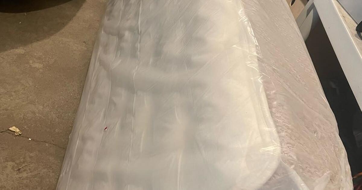 Twin Mattress and Box Spring for Free in Plymouth, MI Finds — Nextdoor