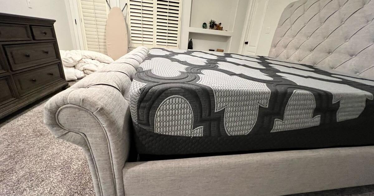 King Size Bed & HYBRID Mattress for 1000 in El Paso, TX Finds — Nextdoor