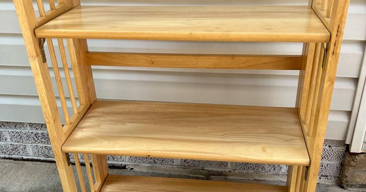 Folding bookcase for 35 in Greensboro, NC Finds — Nextdoor
